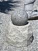 Fontanna  ogrodowa kula granitowa